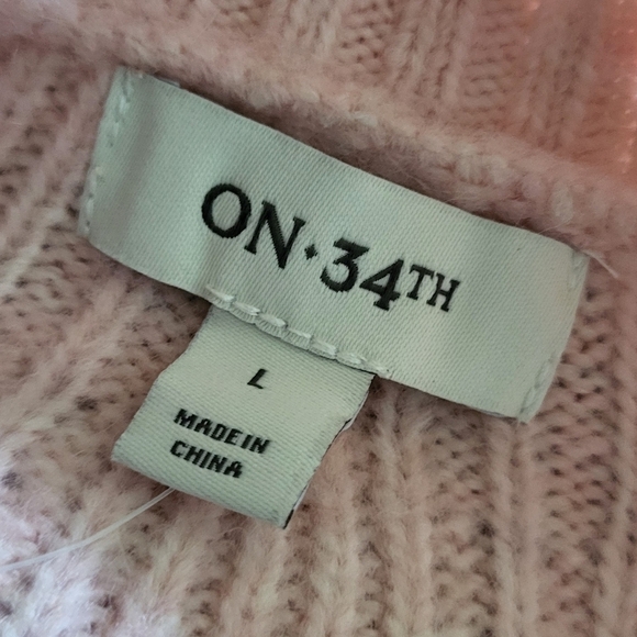 Pink Imitation-Pearl Embellished Crewneck Sweater - Picture 10 of 11